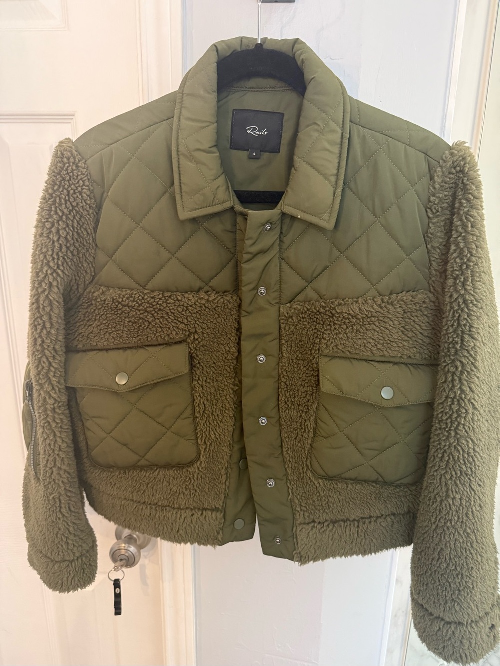 Rails Olive Green Quilted & Sherpa Shirt Jacket size SMALL
